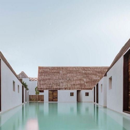Hotel Punta Caliza