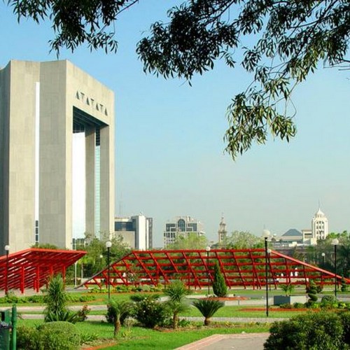 Macroplaza