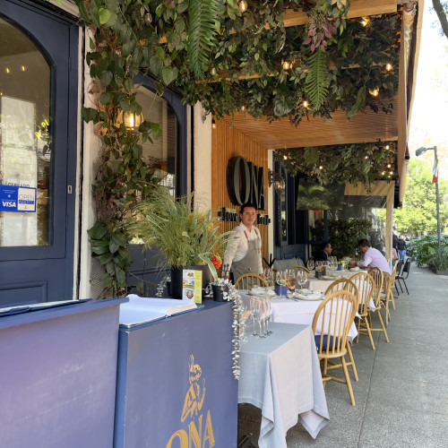 ONA Cafe
